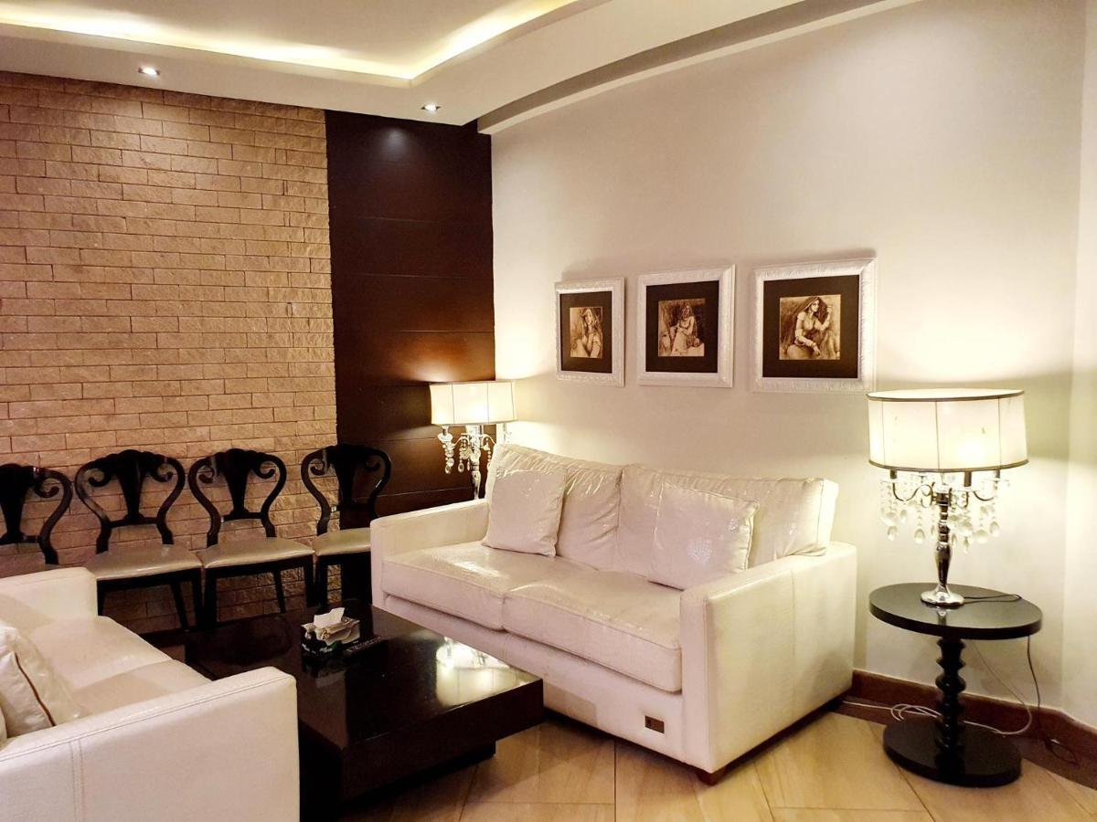 Luxurious Boutique One Bed Apartment In Bahria Town Rawalpindi Exteriör bild