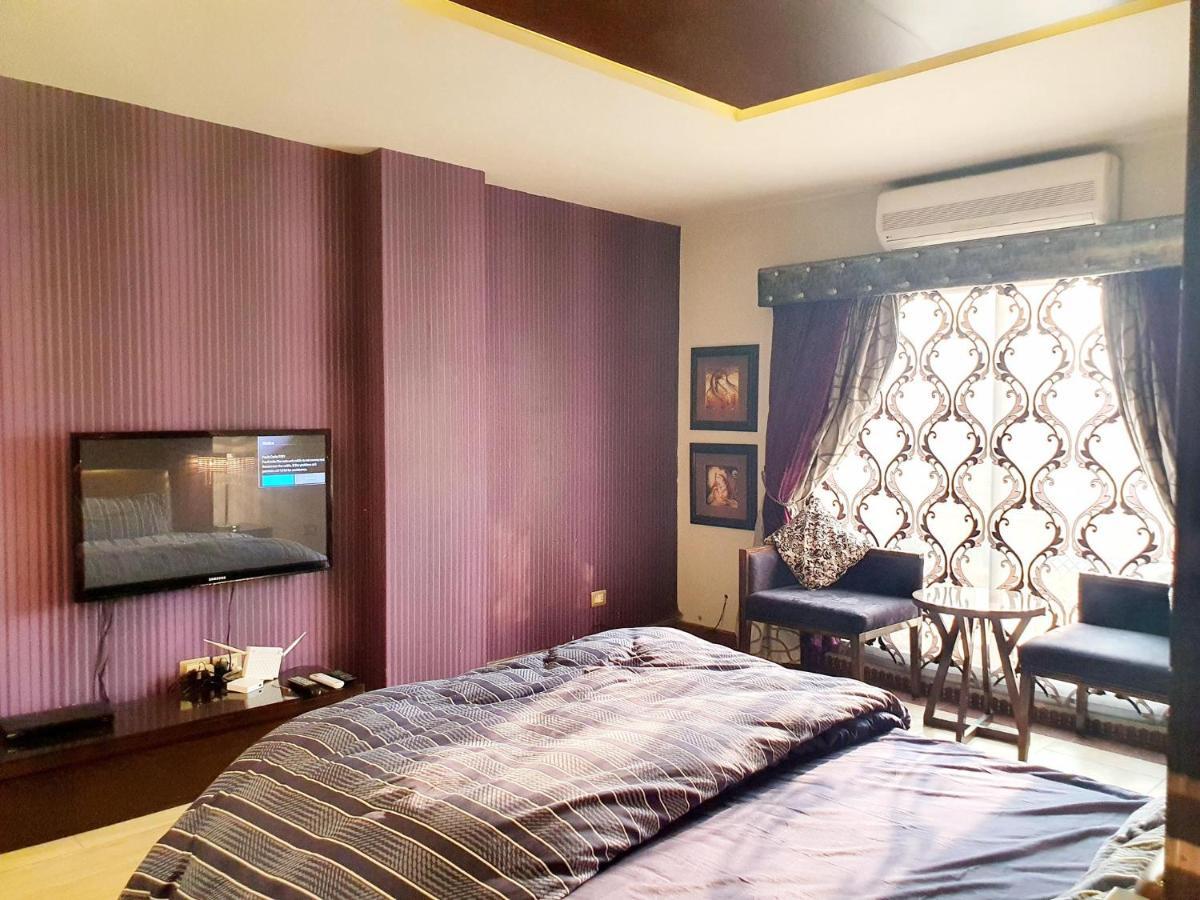 Luxurious Boutique One Bed Apartment In Bahria Town Rawalpindi Exteriör bild